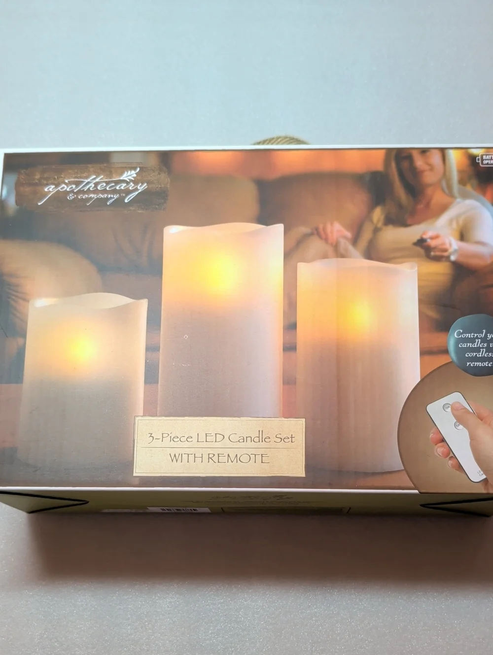 NIB 3-pc LED candle Set W/ Remote
